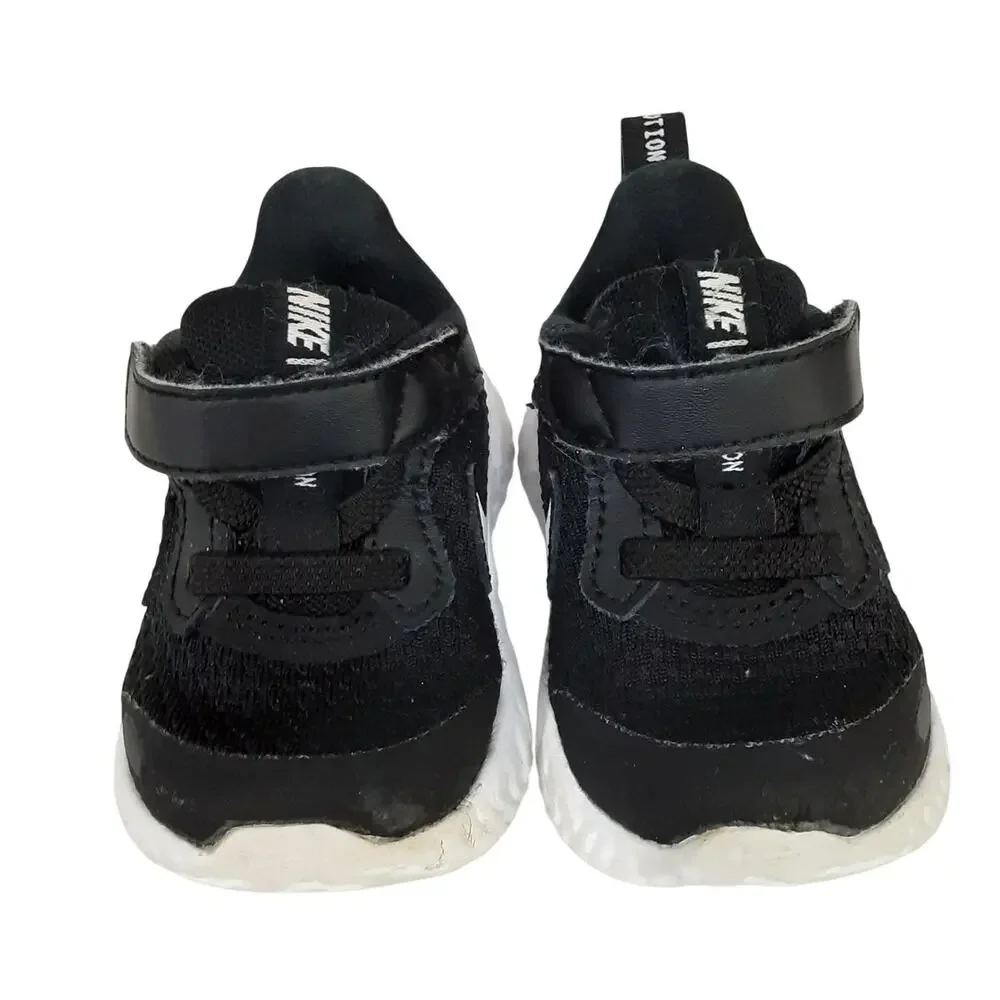 Nike Revolution 5 Black Slip On Sneakers Toddler 2C Running Shoes Gender Neutral